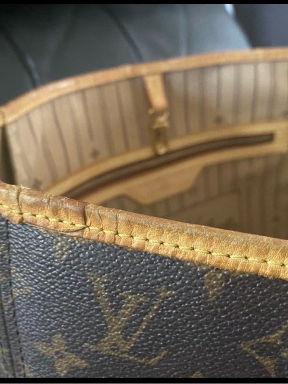 Louis Vuitton Monogram Never Full Tote with Vachetta Trim - Picture 4 of 16